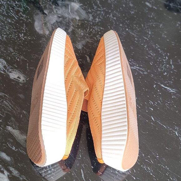 BRAND NEW WHITE MOUNTAIN KNIT SLIP ON MULES-DYSTANT - Picture 13 of 15